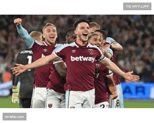 西汉姆联二点球保护：边后卫收内与后腰拉开的空间控制